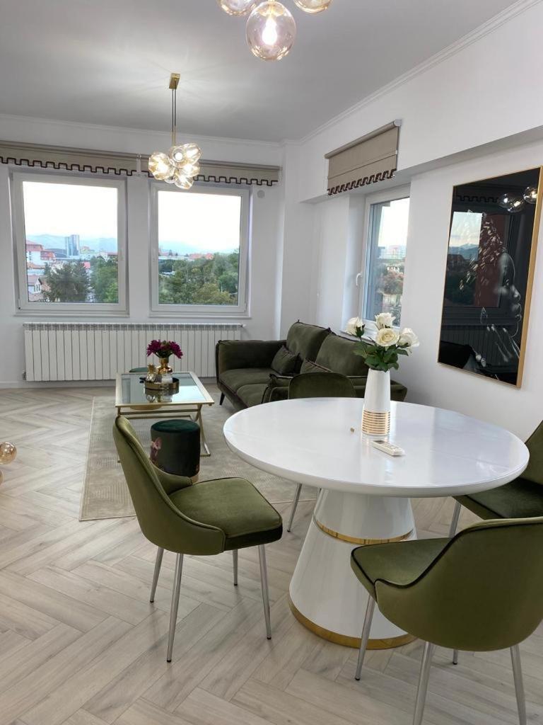 Elite Apartment Сибиу Екстериор снимка
